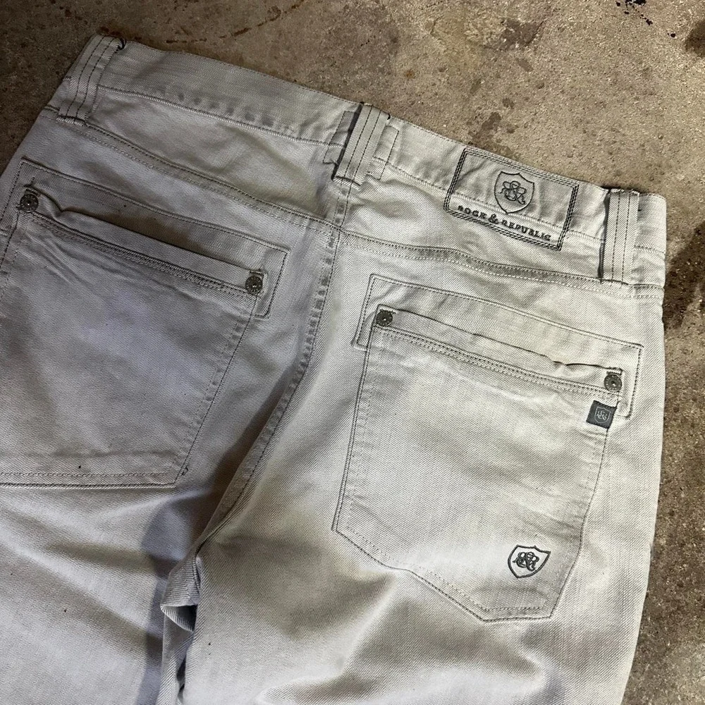 Rock & Republic Y2K Stone Light Wash Loose Fit Straight Leg Jeans Size 34x32